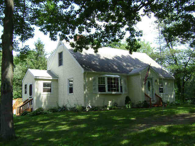 Building photograph for 300 CARMEL HILL RD N